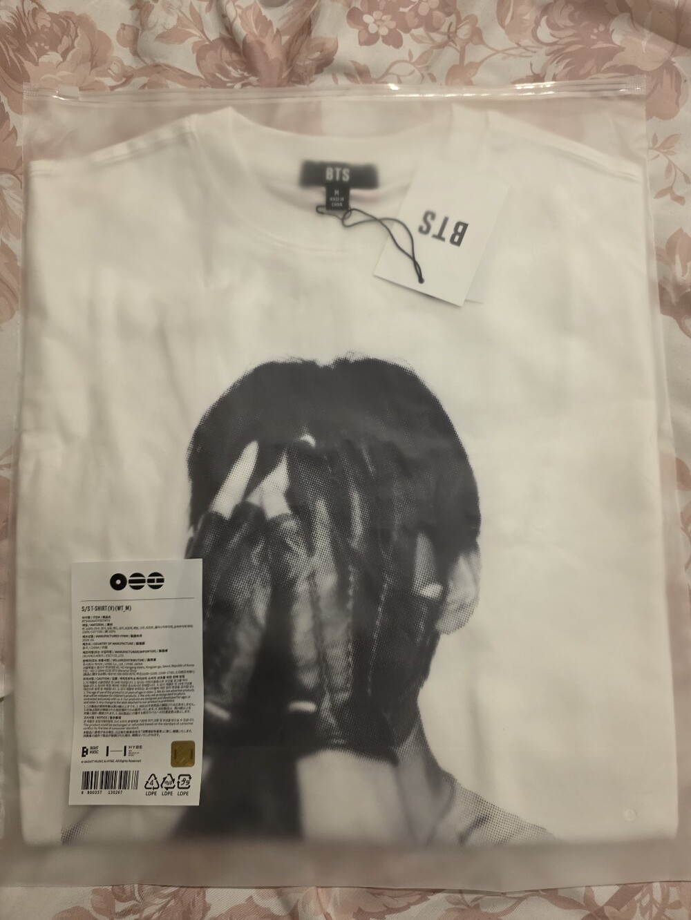 BTS Official Arirang T-Shirt (V)
